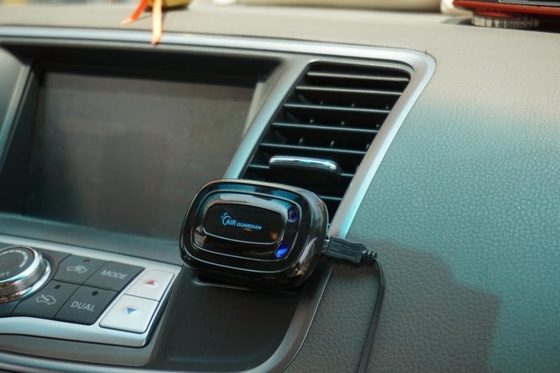 Car Air Outlet Negative Generator Vehicle Mounted Purifier with USB Installation