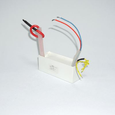 Bon prix Générateur d'ions négatifs à fonctionnement silencieux avec un niveau de bruit inférieur à 30 dB et une tension d'entrée AC100-240V en ligne
